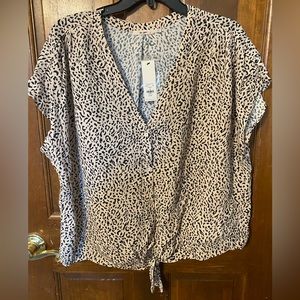 Francescas, blouse by mi ami size 1x, brand new with tags